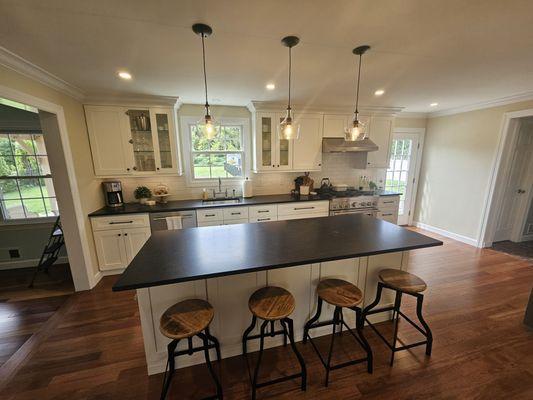 Reynolds Construction and Remodeling