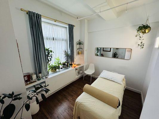 I stayed in this room.