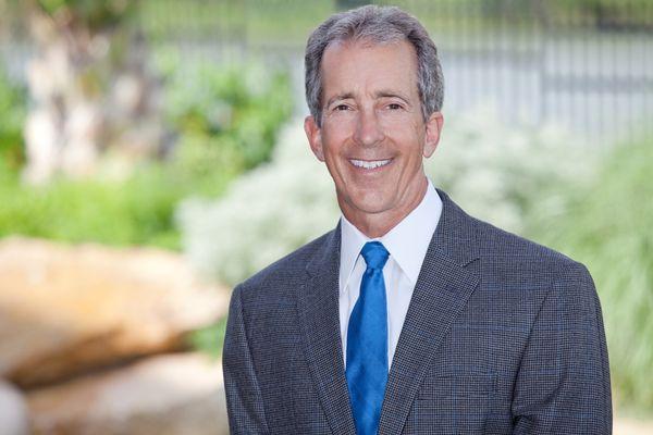 Byron McKnight, DDS MAGD