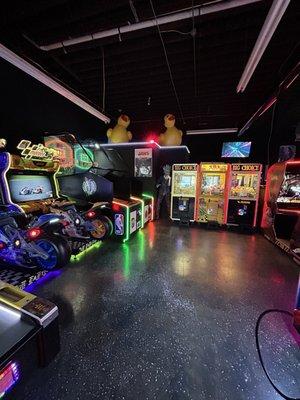 Del-Vue Arcade