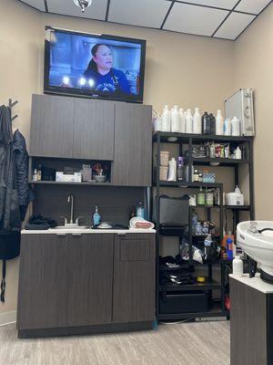 Guillermo's Hair Studio