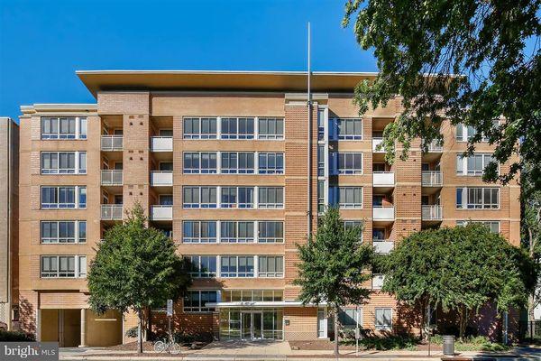 Hannah Powell - Fathom Realty