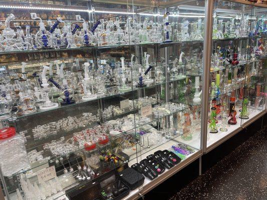 Loudoun Tobacco and Smoke