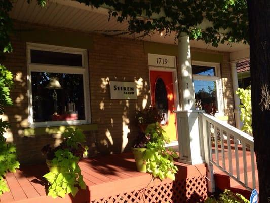 Seiren Salon