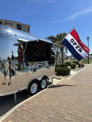 Trusty Sail & Paddle