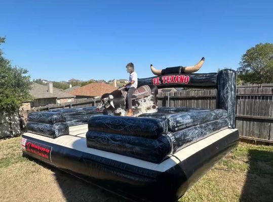 Buckaroo Mechanical Bull services