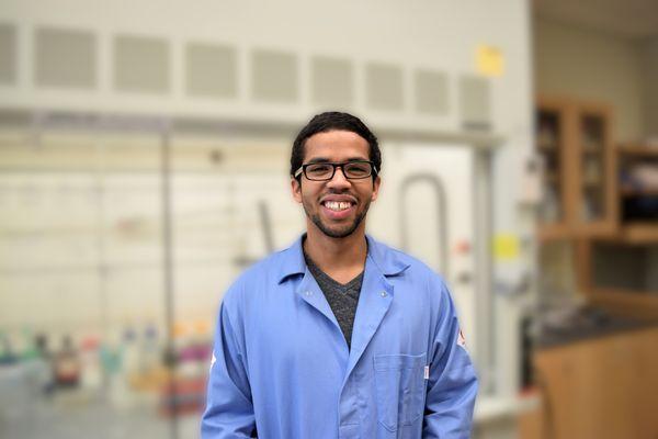 Josue Liriano, Tutor