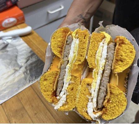 Breakfast & Lunch Sandwiches made fresh