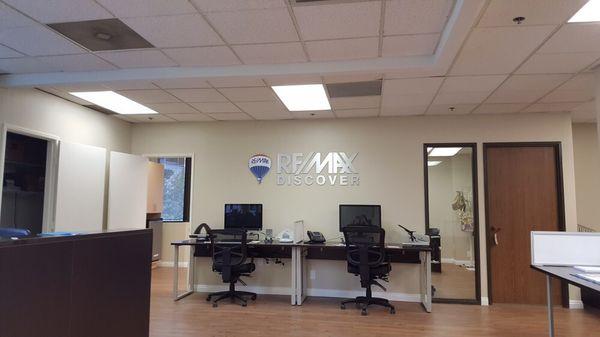 RE/MAX Discover