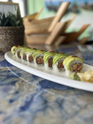 Supreme tuna roll