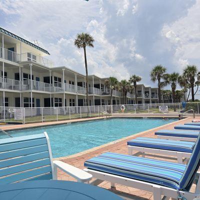 Susie Aboulhosn - Property Marketers