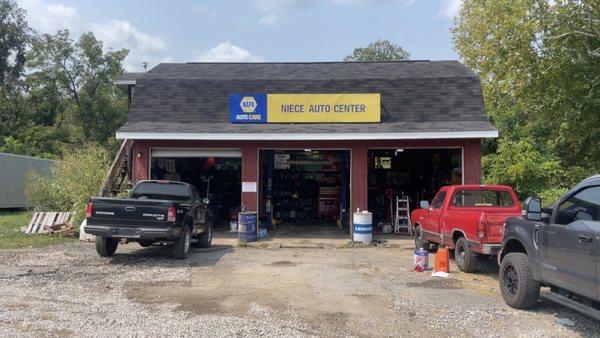 Niece Auto Center