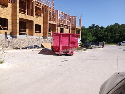 Manage construction waste efficiently with our roll-off dumpster rentals in Frisco.