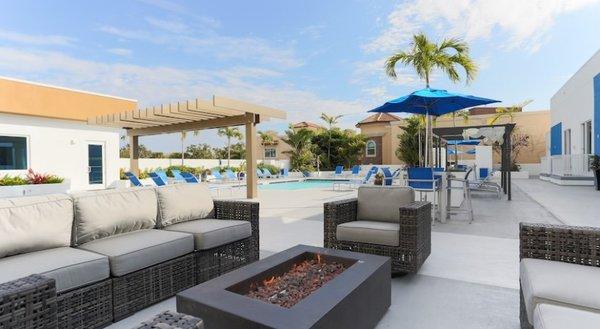 Firepit and lounge space