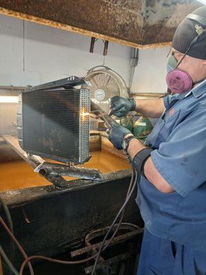 Specializing in rebuilding, repair and recore of older copper and brass radiators.