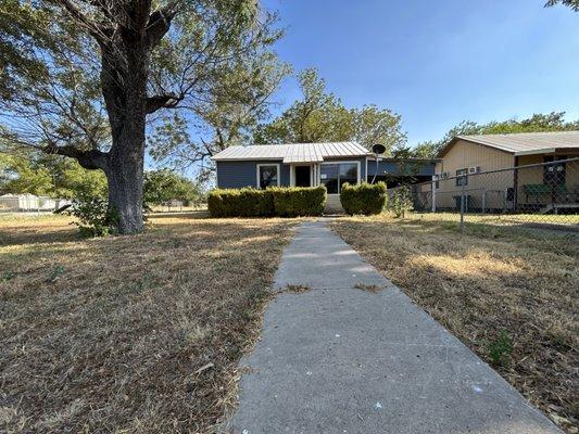 Daye Wanat - Epique Realty