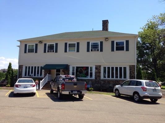 Heartland Antiques, Gifts, and Cafe.