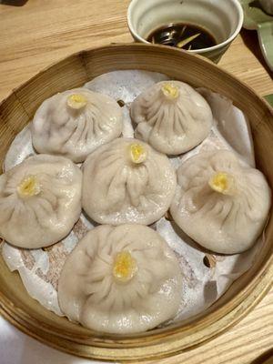 Crab soup dumplings