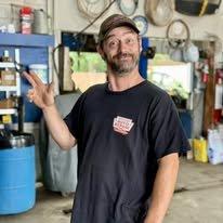 Now introducing our Master Technician, Brian! Brian has been a mechanic for 17 years!
