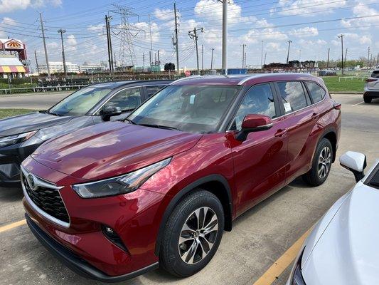 Sterling McCall Toyota Fort Bend