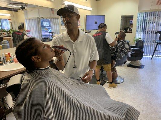 Bob Lawson's Barber Shop