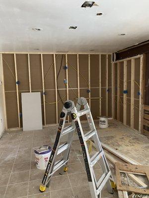Handyman Home Repairs Services