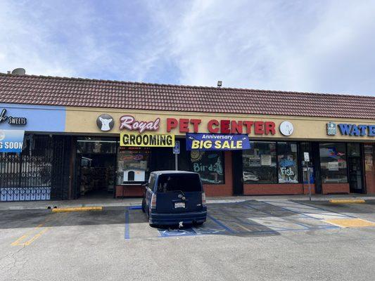 Royal Pet Center