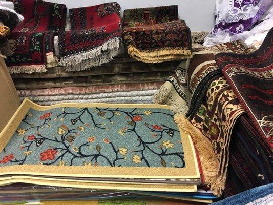 We have the rug and carpet you're looking for!