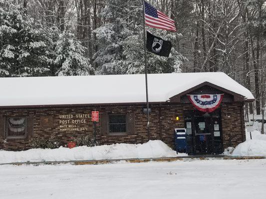 US Postal Service White Mills PA 18473