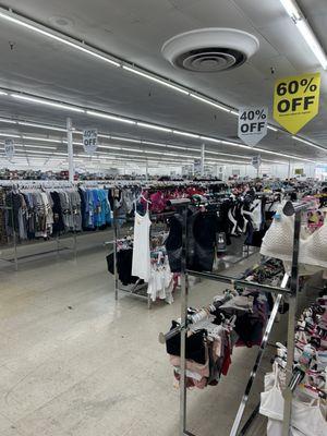 Ben’s Bargin Center