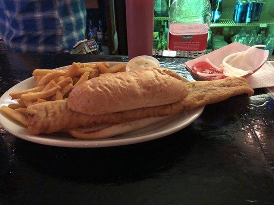 Fish is EXCELLENT. Its a smoking bar. Small, but a great place. New owner is doing a wonderful job.