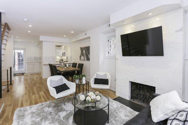 Luxury Listing, with Professional Stating