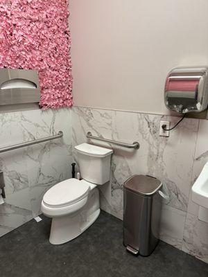 DJ's Chevron Service