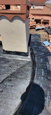 This is how it looks after using quality underlayment. Done right, the roof doesn't leak now.  Joe's Roofing Team gets an A+!