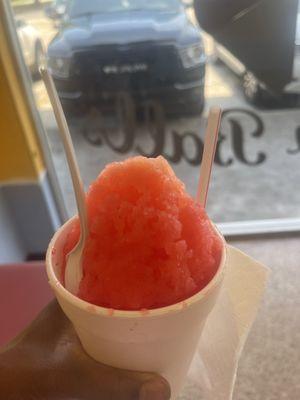 Snowball. Peach and cotton candy flavor 16oz