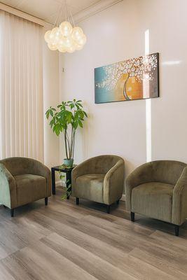 Cozy waiting area at Bosmar Spa -- a peaceful space where guests can relax before their massage session.