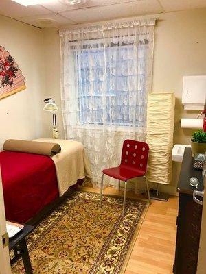 Nandy Acupuncture & Chinese Herbs is located steps away from a public parking garage. There is plenty of street parking too!