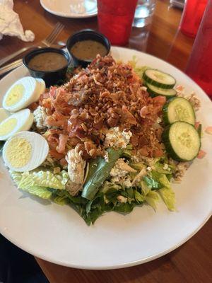 Cobb salad. Massive and delicious. 4 stars. Little to much blue cheese