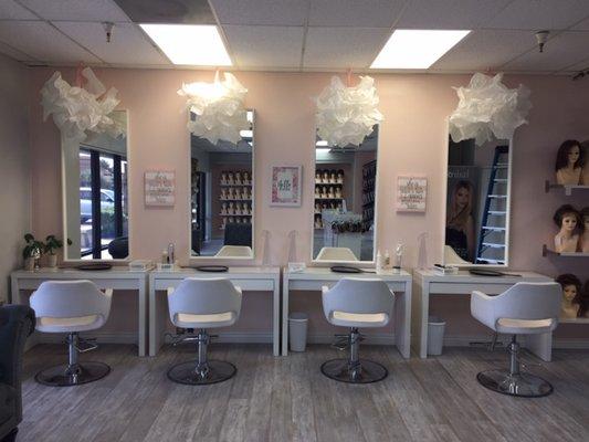 Roomy upscale seating to try on wigs.