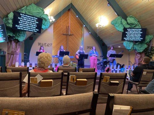 Foothill Community Church-Free Methodist
