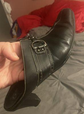 my 15+ yo mules are stylin' w new taps and a shine! (3/10/24)