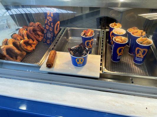 Auntie Anne's Pretzels