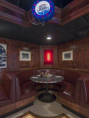 Max's Classic American Grill & Sports Bar