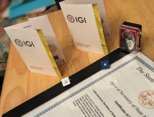 We specialize in IGI lab created diamonds.