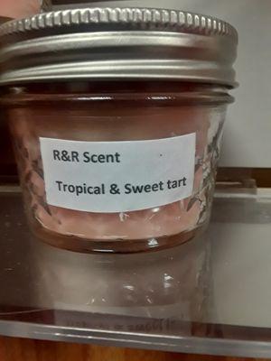 R&R scent 4/oz Tropical sweet tart candle