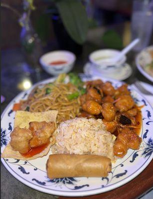 Ming's Chinese and Japanese Restaurant