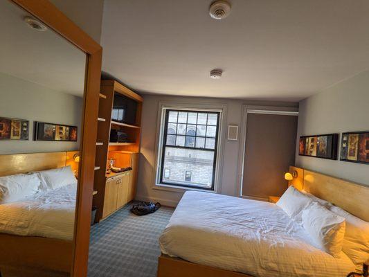 Charlesmark Hotel
