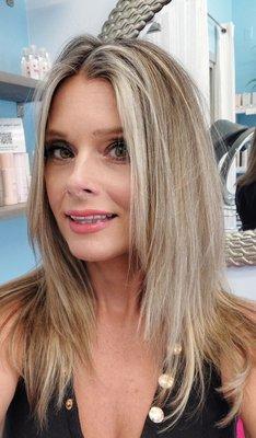 Dawn created this color and cut just for me to start the summer with a bang!