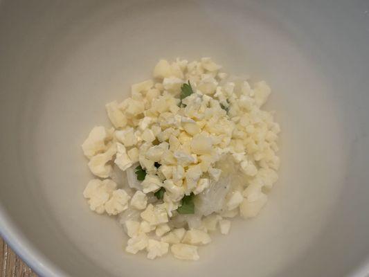 Lemon and grilled banana leaf