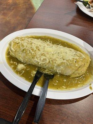 Super burrito (12.25$) (carnitas) (make wet-2.99$)